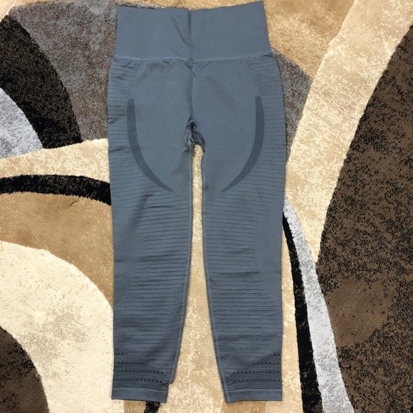 Women’s Gray High Waisted Seamless Leggings, Large - Picture 2 of 8